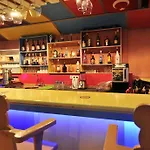 Sun Kiss Hotel 2*