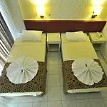 Hotel Sun Kiss 2*